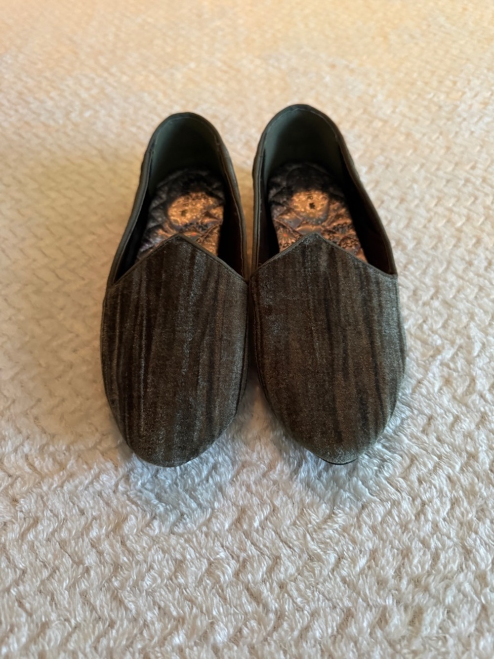 Birdies Starling Olive Green Pleated Velvet Loafers Flats Womens 5.5